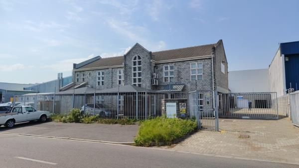 779 m² Industrial space
