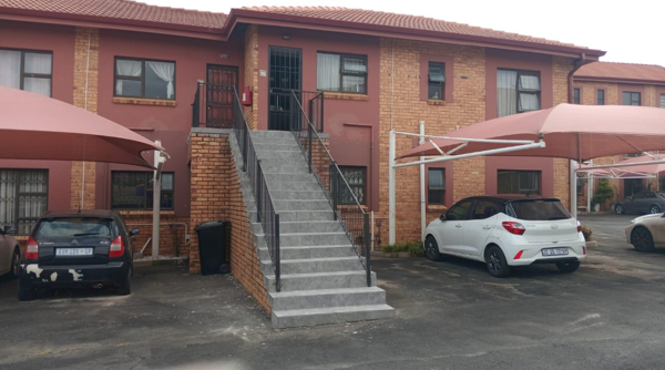 2 Bedroom Townhouse