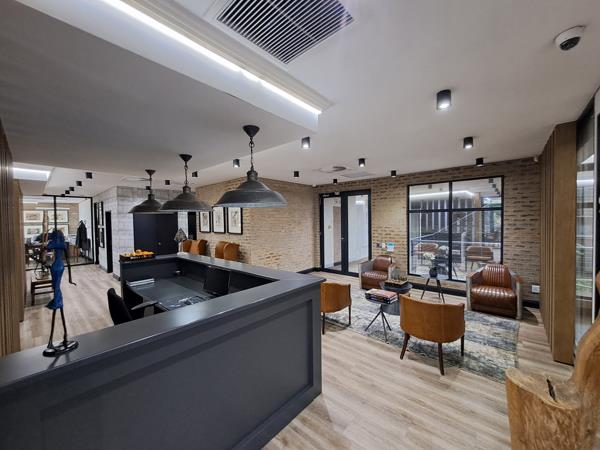 335 m² Commercial space