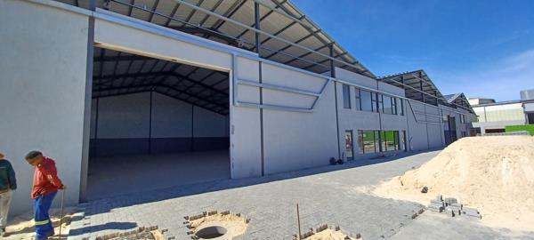 802 m² Industrial space