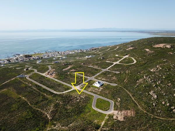 301 m² Land