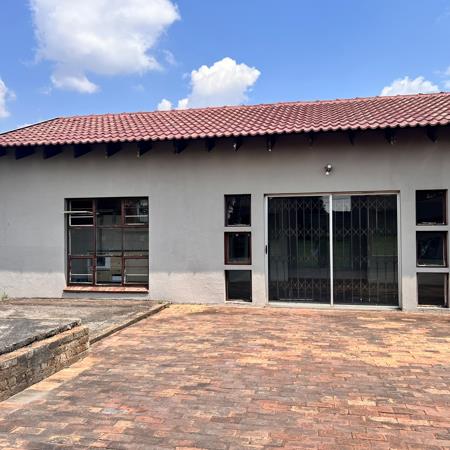 1 Bedroom Garden Cottage