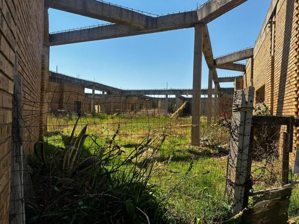 3 347 m² Land
