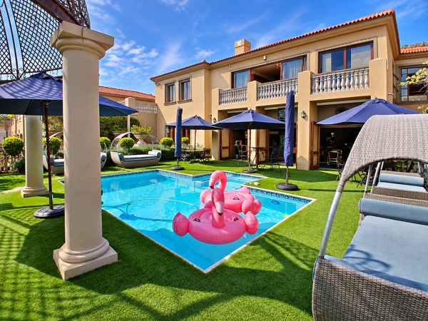 12 Bedroom House