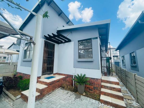 2 Bedroom House