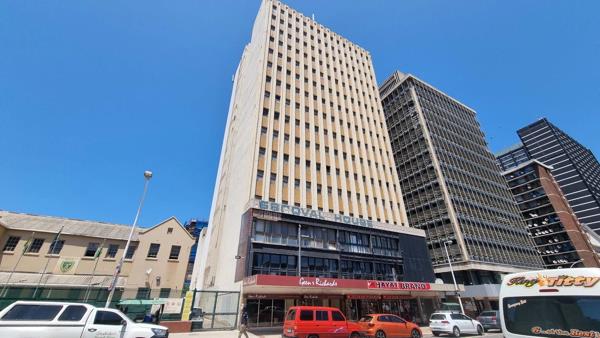 10 600 m² Commercial space