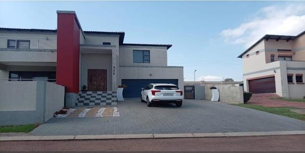5 Bedroom House