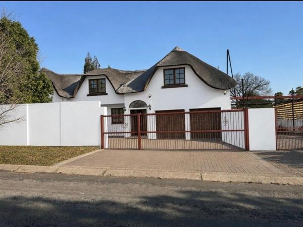 5 Bedroom House