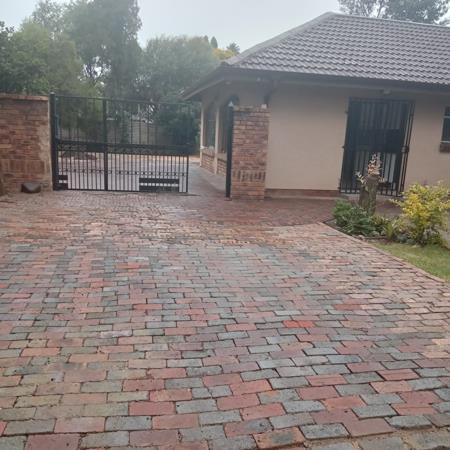 2 Bedroom Garden Cottage