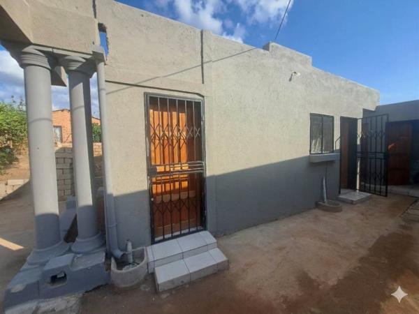 6 Bedroom House