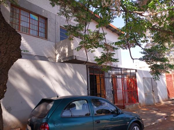 20 Bedroom House