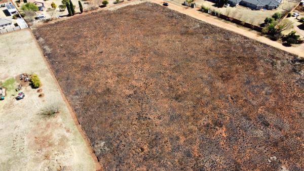 1 ha Land