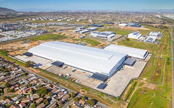 19 900 m² Industrial space