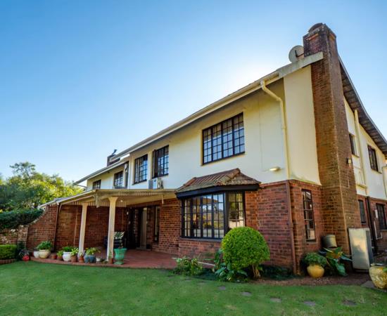 4 Bedroom Townhouse