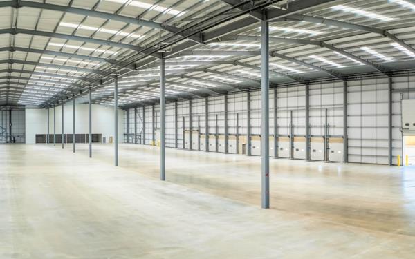 2 495 m² Industrial space