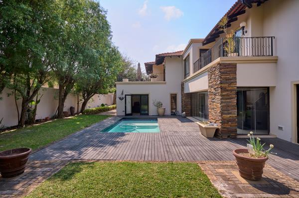 5 Bedroom House