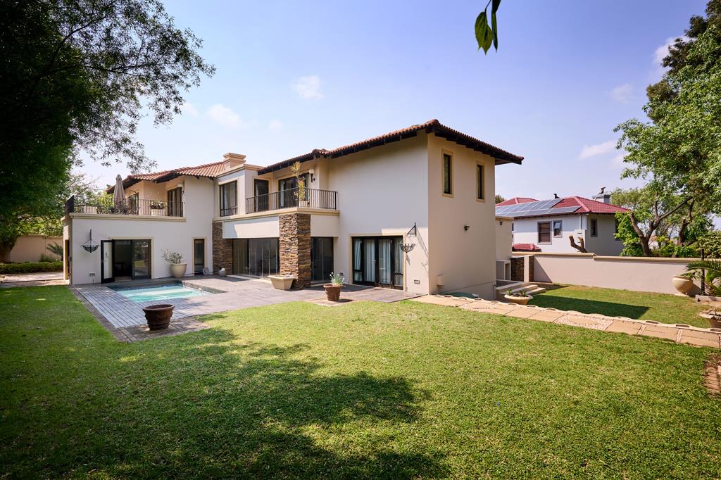 5 Bedroom House