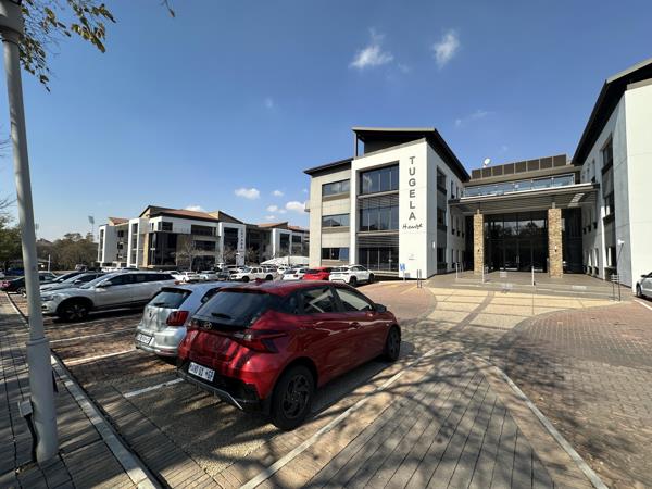 703 m² Commercial space