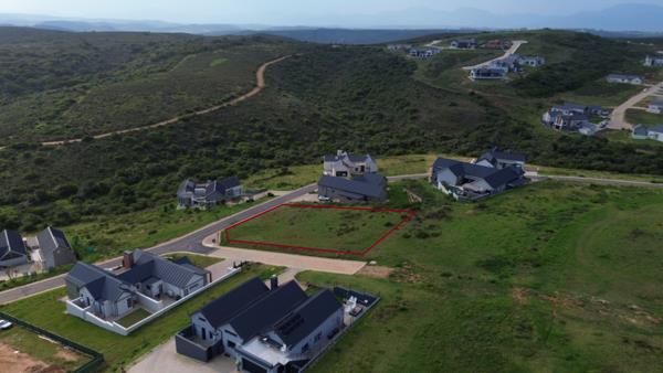 1 546 m² Land