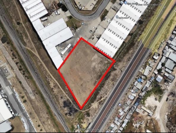 2 750 m² Land