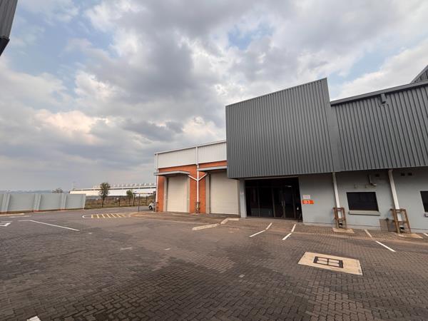 609 m² Industrial space