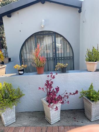 1 Bedroom Garden Cottage
