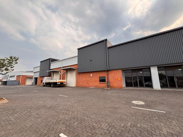 793 m² Industrial space