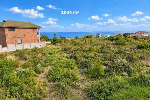 1 004 m² Land