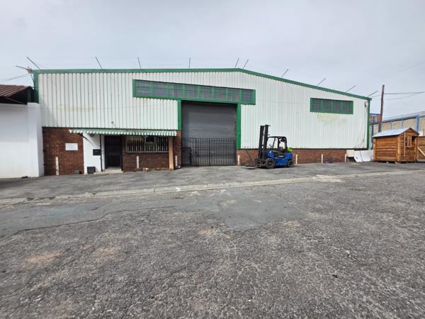 930 m² Industrial space