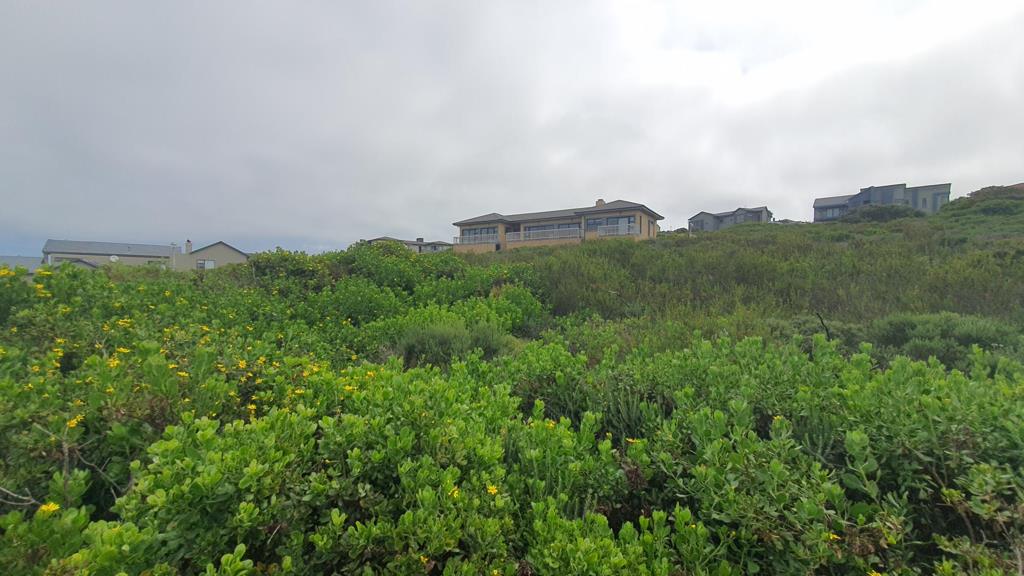 981 m² Land