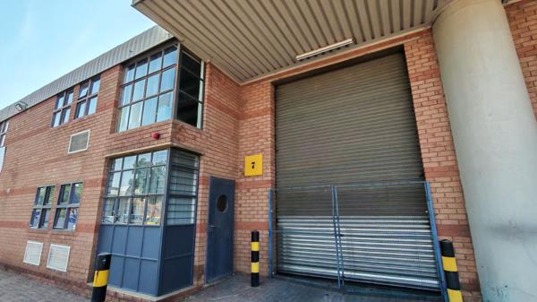 275 m² Industrial space