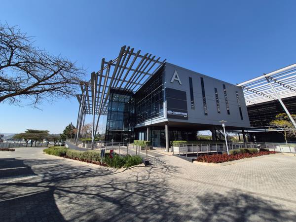 780 m² Commercial space