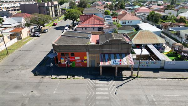 350 m² Commercial space