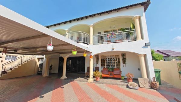7 Bedroom House