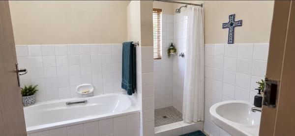 1 Bedroom House
