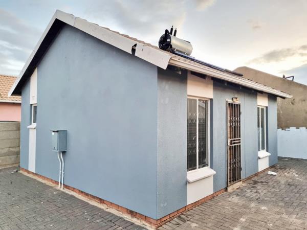 2 Bedroom House
