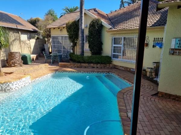 1 Bedroom Garden Cottage