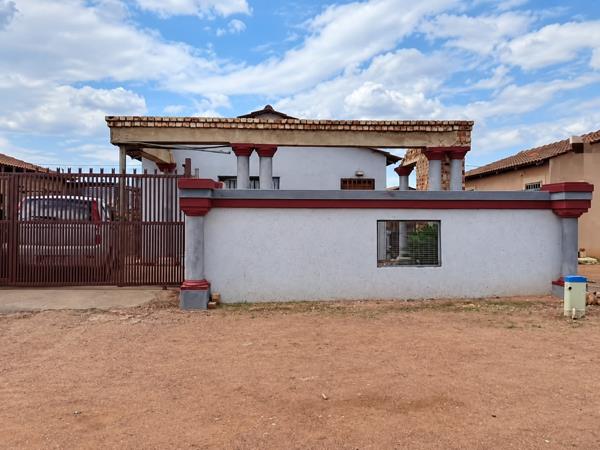2 Bedroom House