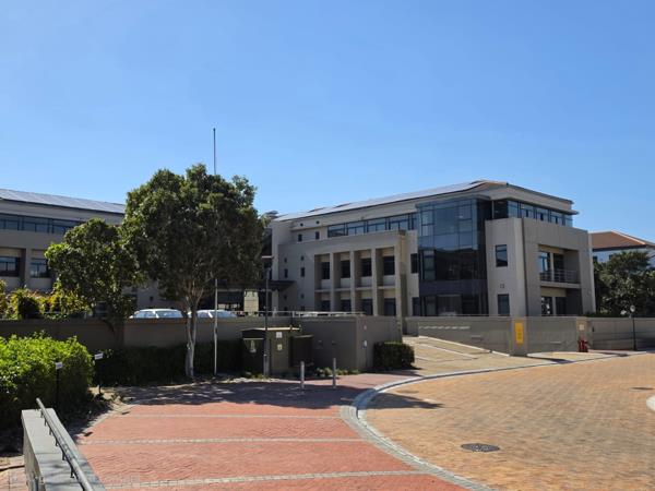 3 816.5 m² Commercial space