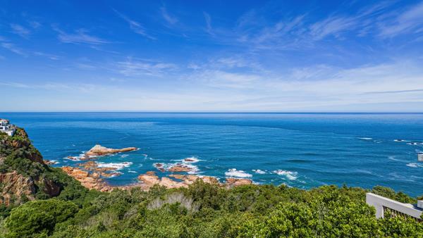 773 m² Land