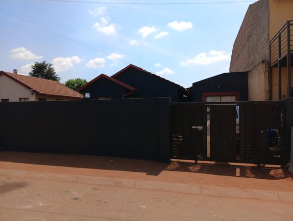2 Bedroom House