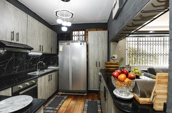 2.5 Bedroom Apartment