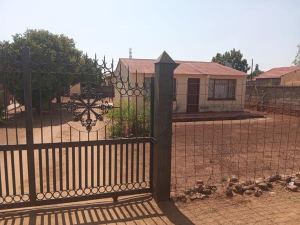 2 Bedroom House