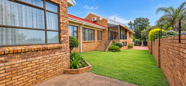 5 Bedroom House