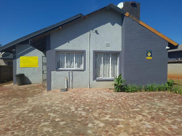 7 Bedroom House