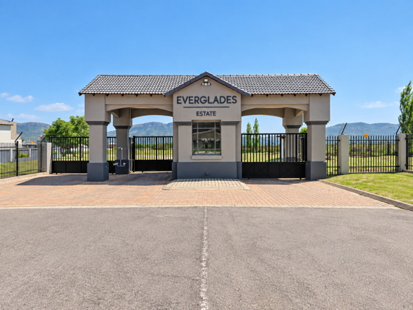 550 m² Land