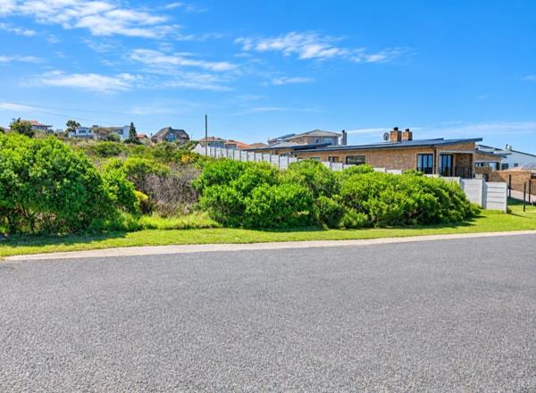 1 036 m² Land