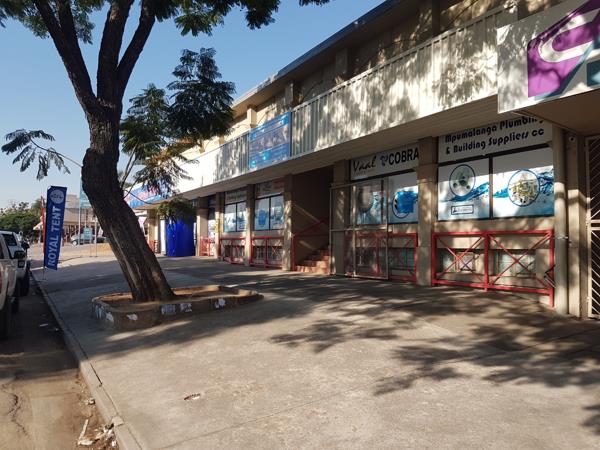 330 m² Retail Space