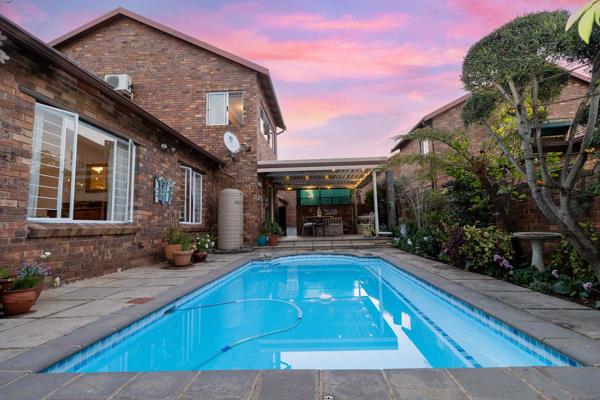 4 Bedroom Townhouse