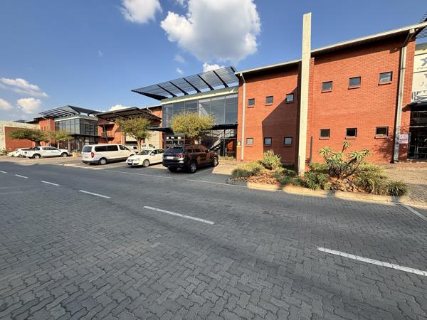 1 061 m² Industrial space